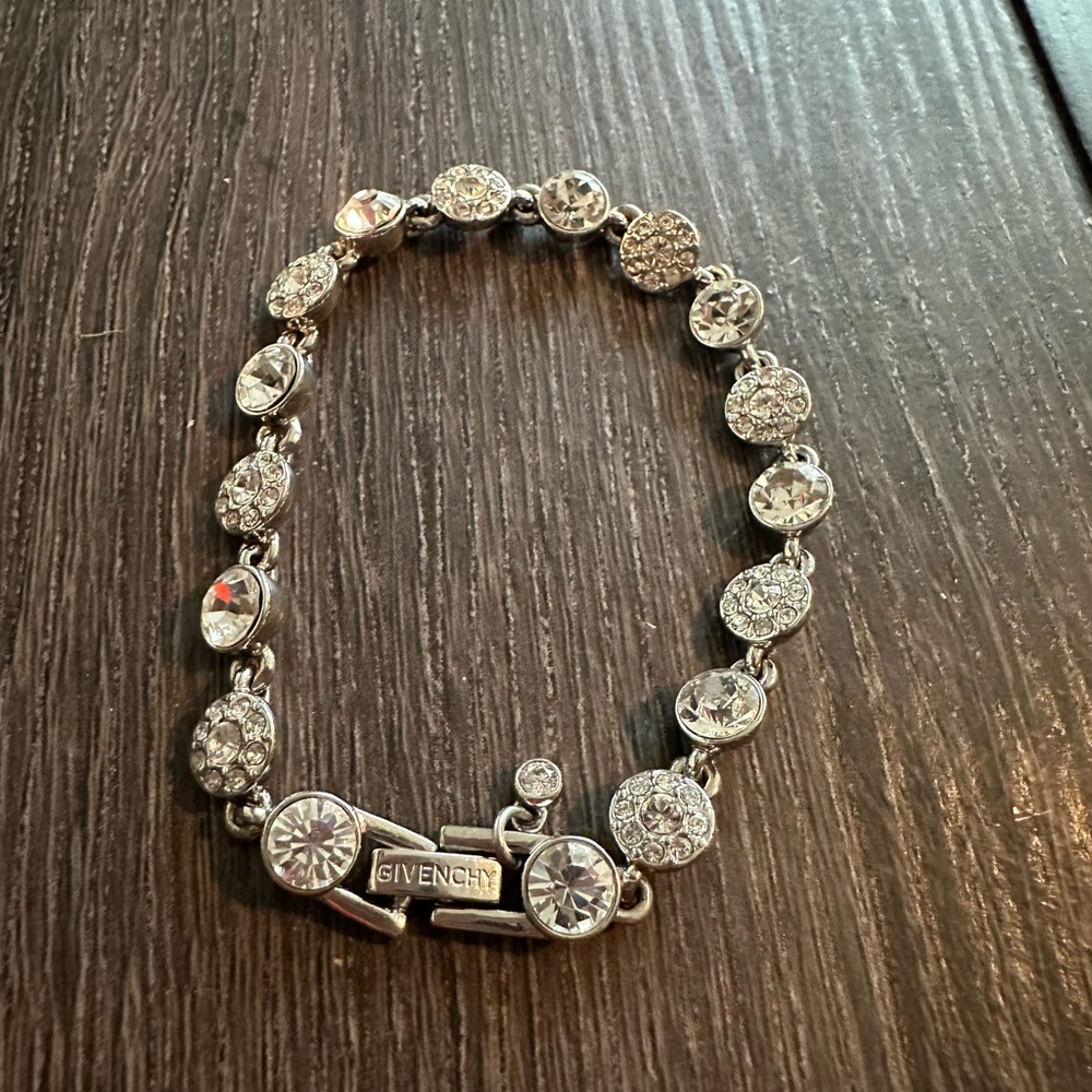 Givenchy Bracelet. Authentic - Picture 7 of 7